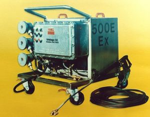 1st high-pressure cleaner 1963